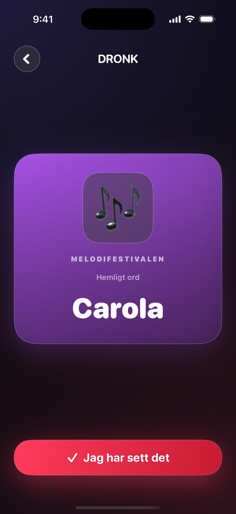 Undercoverkortet i Dronk: lila kort med två notor, kategorin MELODIFESTIVALEN, texten Hemligt ord och namnet Carola i stället för resten av bordets ord