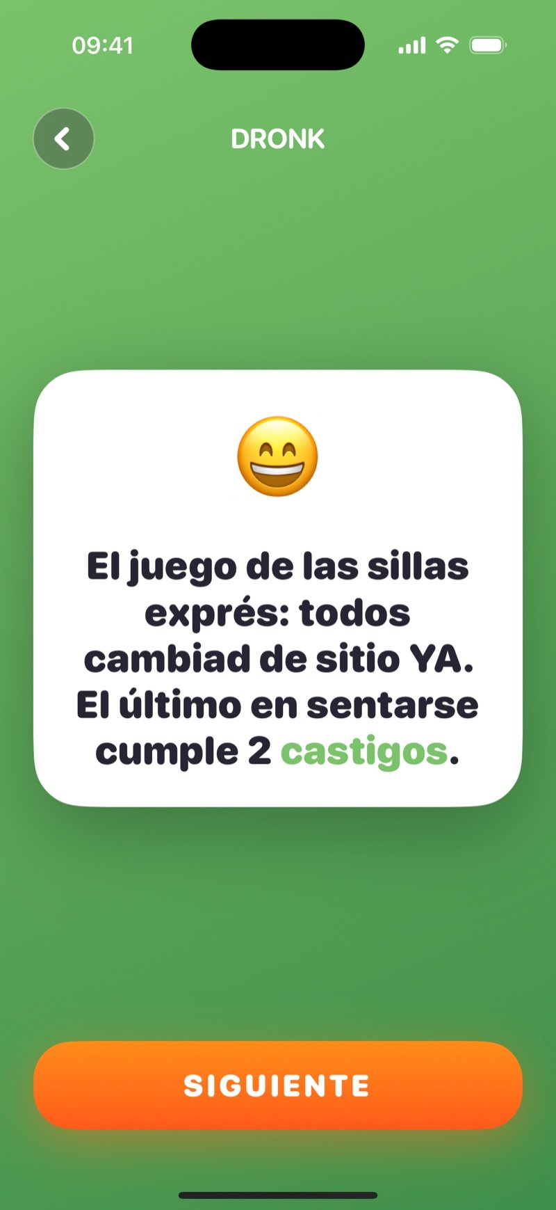 Una carta 'para todos' de La Ruleta en Dronk: 'Musical chairs light: everyone swap seats NOW. Last one seated takes 2 penalties.' con un botón Next (captura de la versión en inglés)